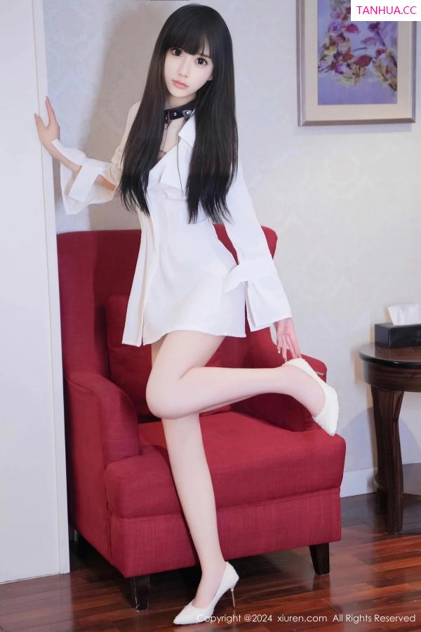   [XiuRen]高清写真图 2024.05.21 No.8573 沐言yanyan 美臀性感第16张图片